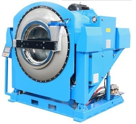 热烈祝贺”超人一号“智能工业洗衣机装配成功！